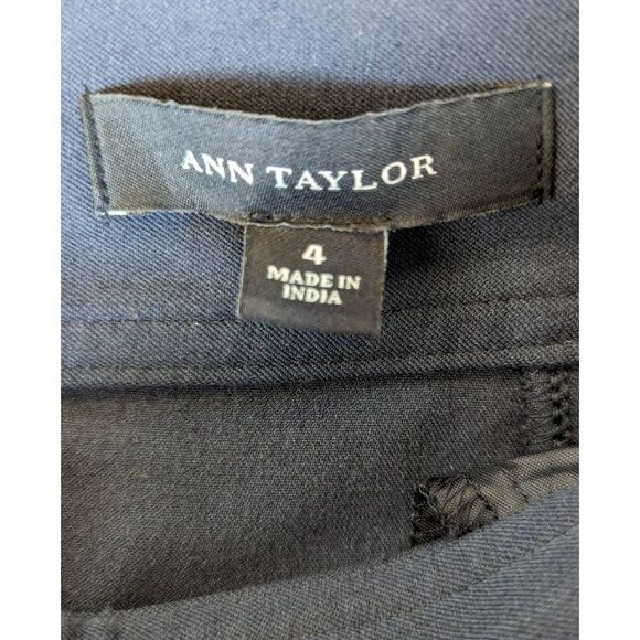 Ann Taylor Women's Navy Blue Pencil Cut Mini Skirt Size 4 - Picture 2 of 4